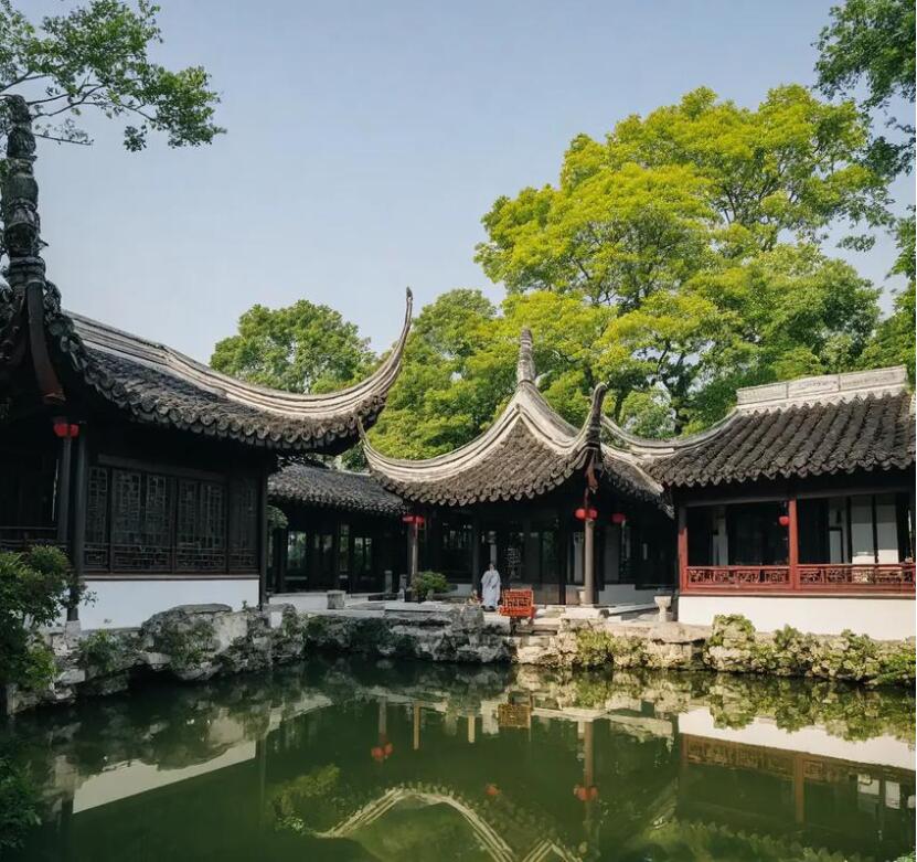 始兴县骤变土建有限公司